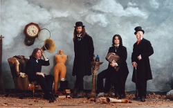 733. Tool: El vocero estoico